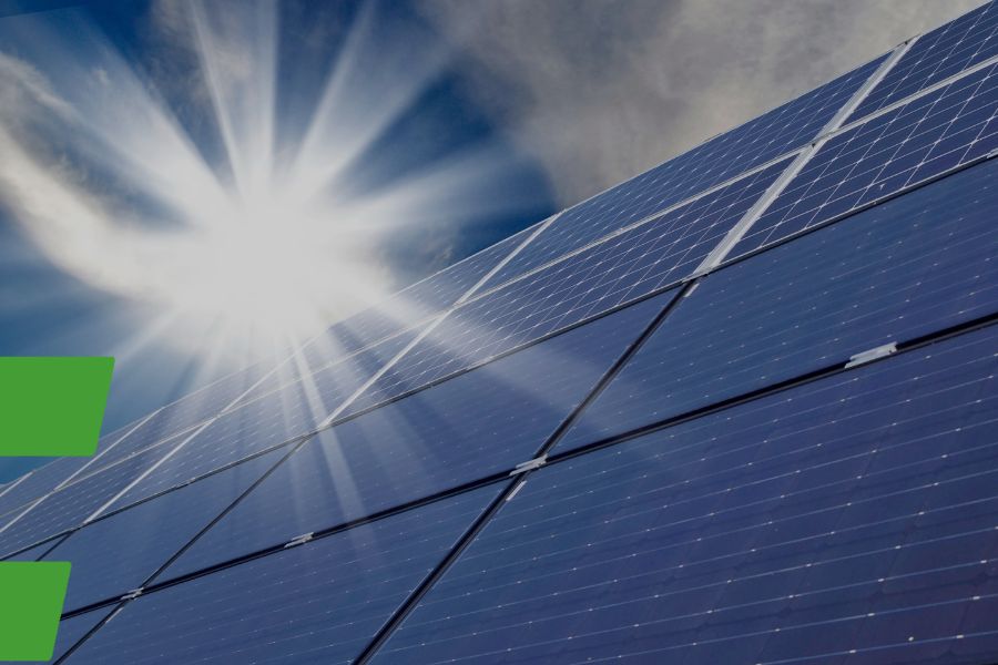 Balkonkraftwerk und Solaranlage parallel betreiben?