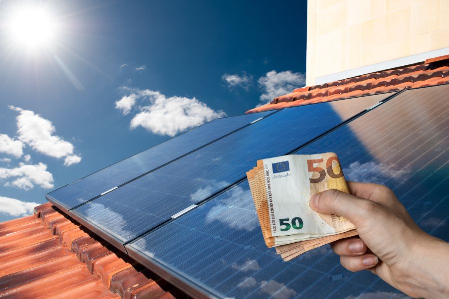Balkonkraftwerk-Ertrags-Tabelle: Wie viel Strom erzeugt eine Mini Solaranlage?